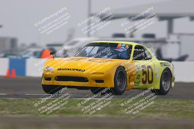 media/Jan-18-2026-CalClub SCCA (Sun) [[8bc6468723]]/Group 3 Race/Turn 1/